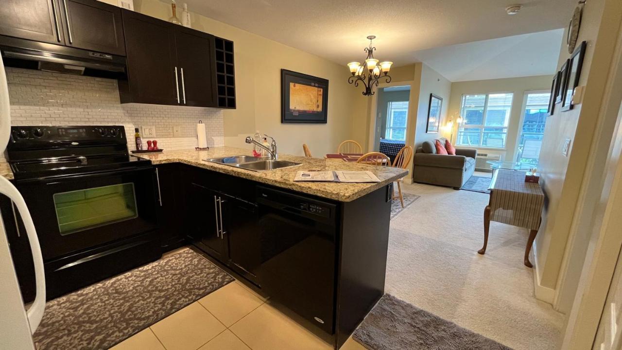 Waterscapes Resort Kelowna 2 Full Bedrooms Suite Vacation Rentals, Short Term Rentals. Luaran gambar